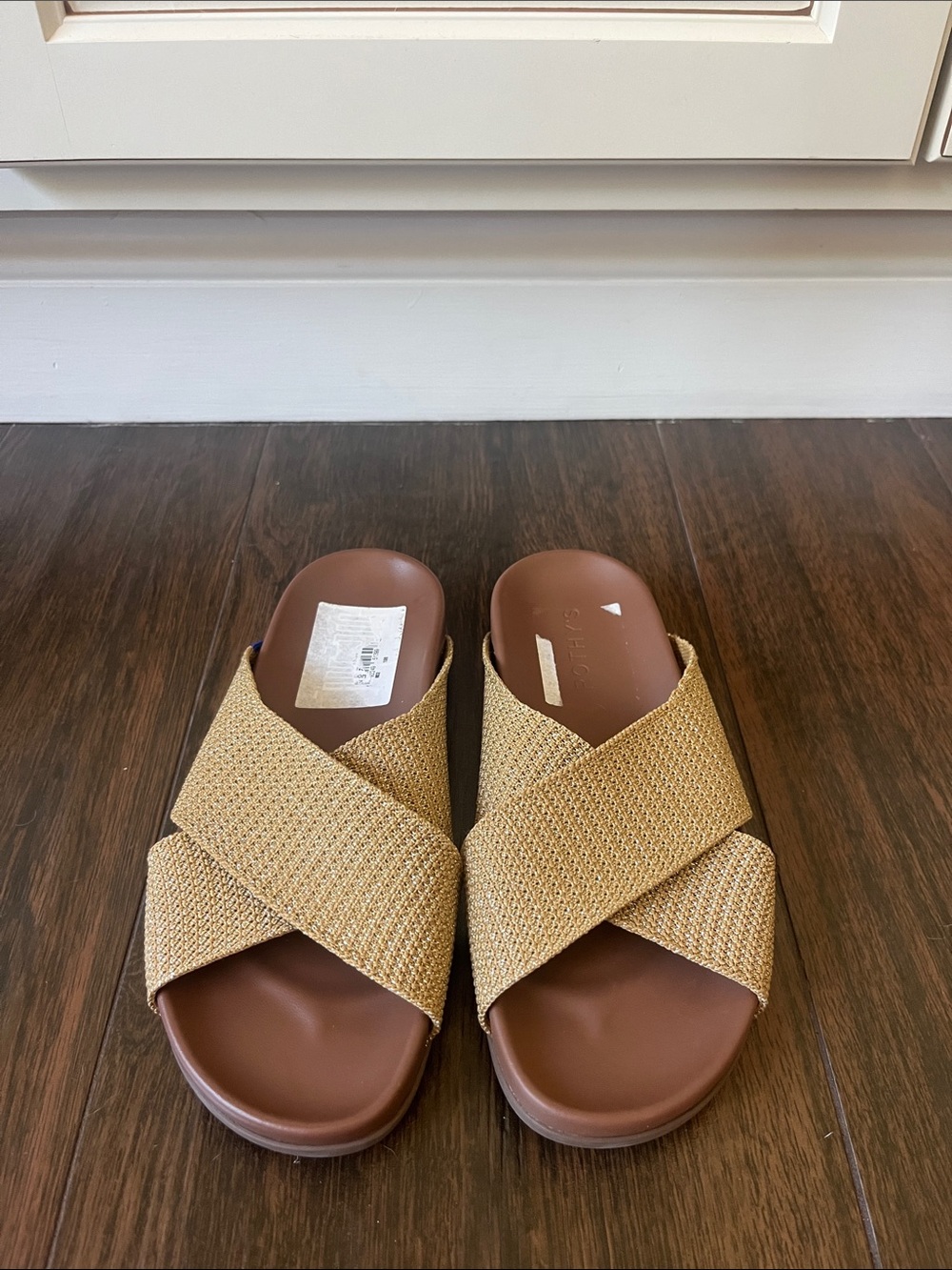 Rothy's Tan Crisscross Slide Sandals NWT - Picture 3 of 6